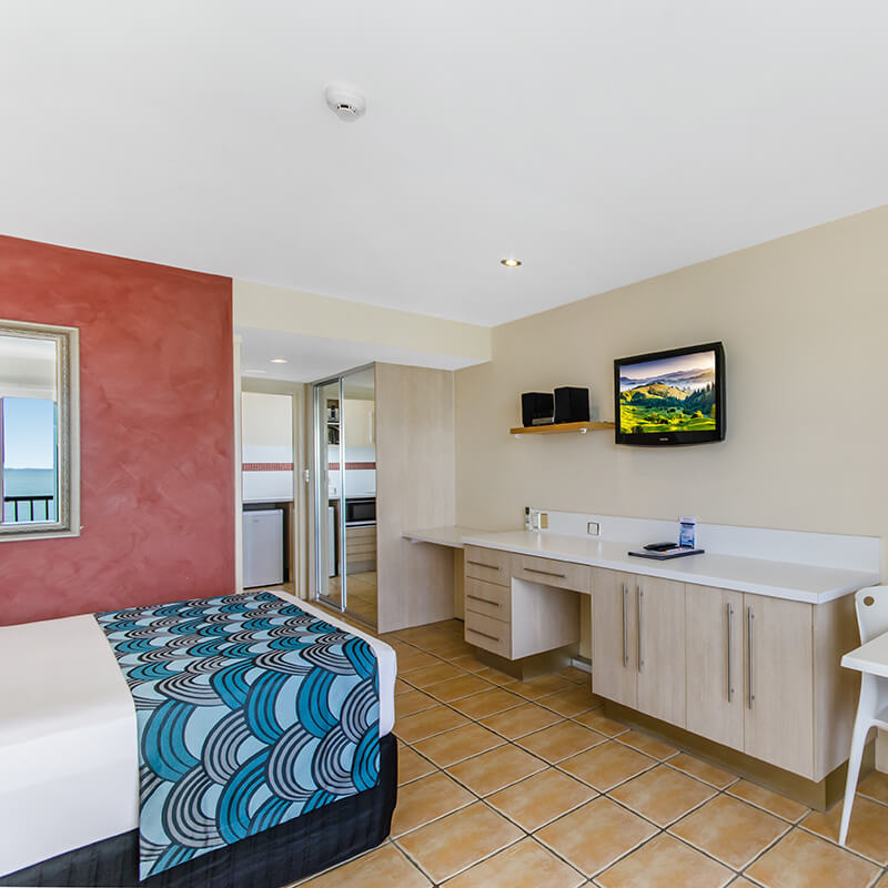Aquarius on the Beach Townsville Executive deluxe corner suite rooms